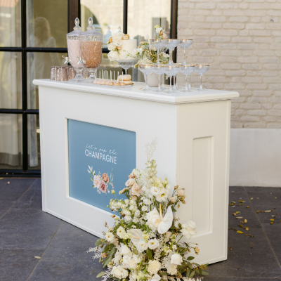 champagne bar decoratie bruiloft