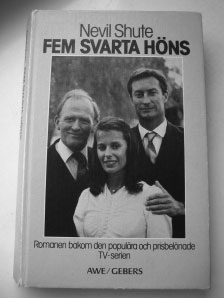 Fem svarta höns