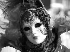 Kvinnlig venetiansk mask