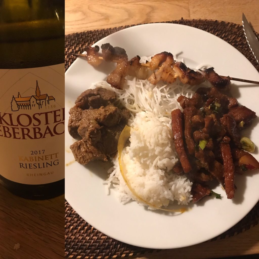 Mat från Vietnam och riesling