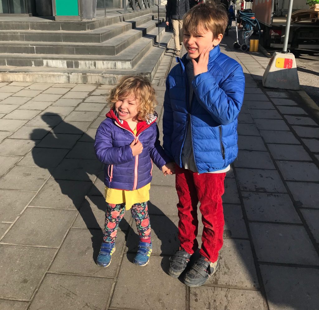 Hugo och Selma på Stockholm Central