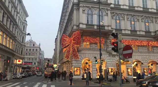Centrala Wien med juldekorationer