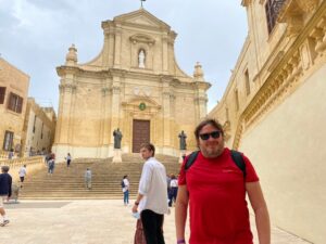 Andreas vid citadellet i Gozo