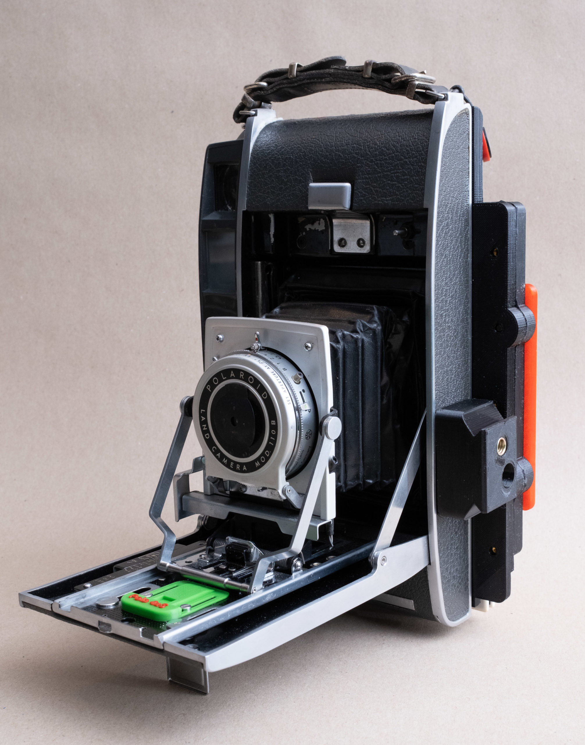 polaroid pathfinder 110