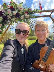 Utebryllup Glenne gård Østfold Anastasiya og Fiolintone