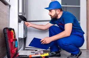 Home 51 Repairman, Refrigerator, Repairing, Examining, Installing