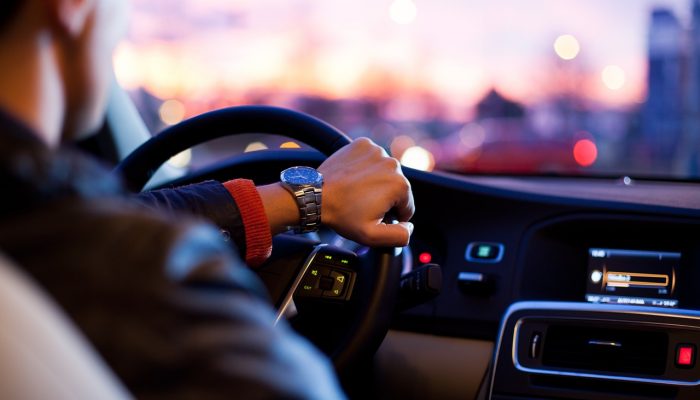 Dashboard van auto - aanmelden Florijn Chauffeurs