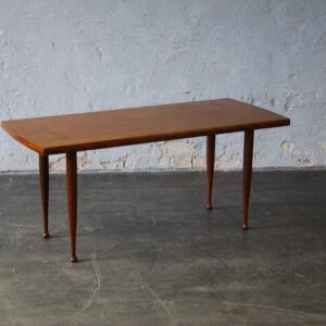 Soffbord i teak, runt 1900-talets mitt