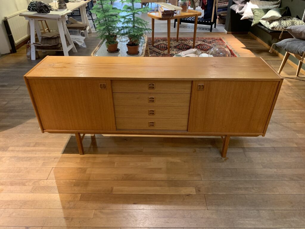 Sideboard i teak, IKEA, "Korsör", 1900-talets mitt