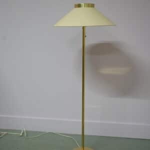 Golvlampa, Nybro Armaturfabrik