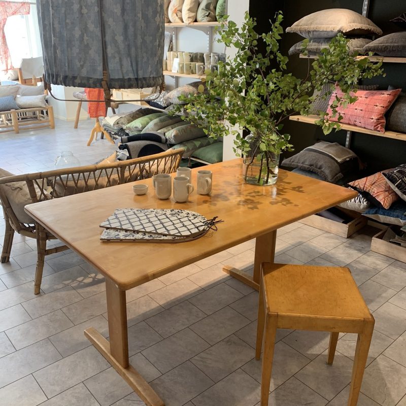 Yngve Ekström, Matbord "Björka"