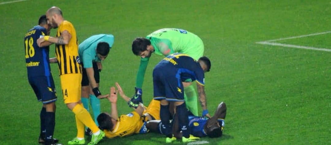 "The Sierra Leone striker - Alhassan Kamara was forced off pitch with serious knee injury"