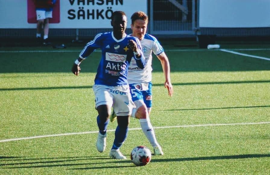 Midfielder Foday Conteh agrees new Vasa IFK contract