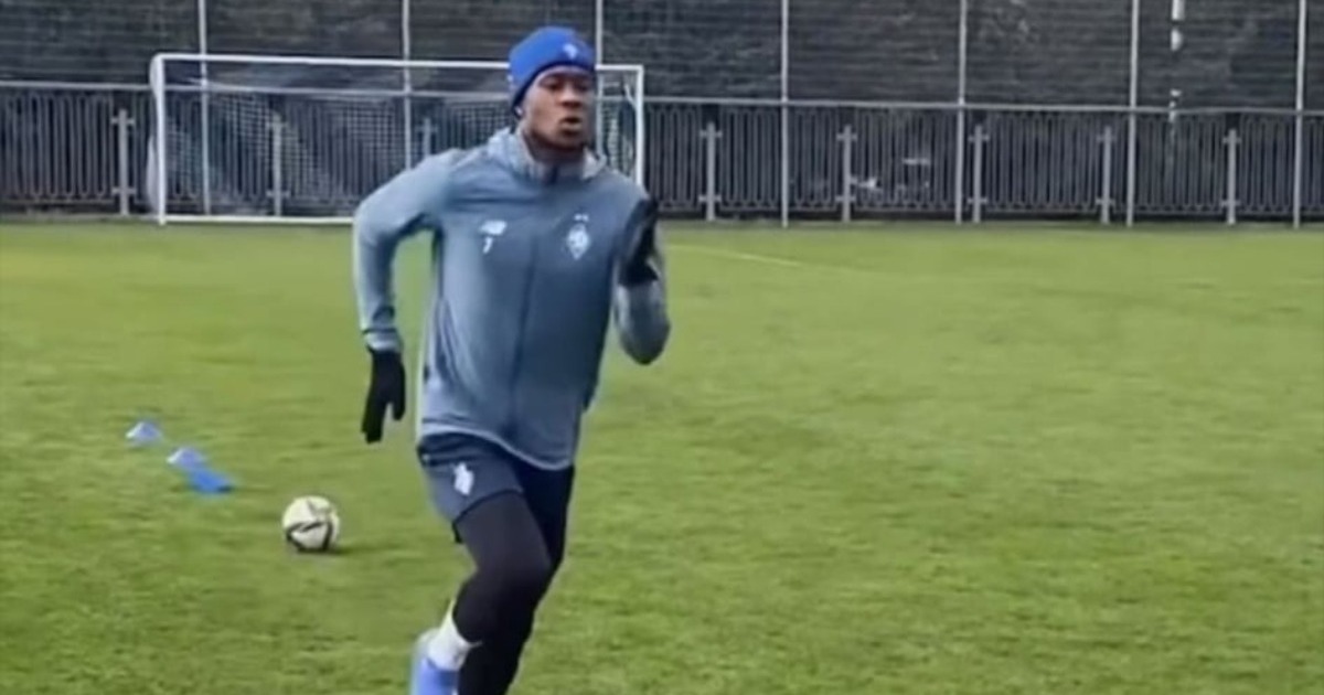 Dynamo Kyiv striker Ibrahim Kargbo returns to light training