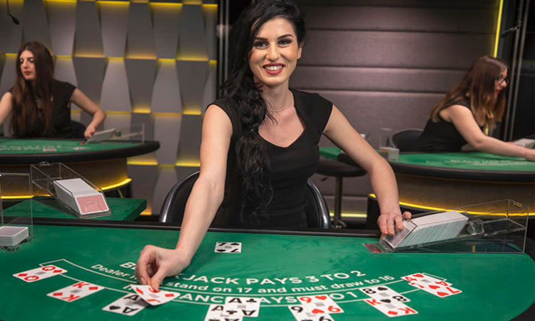 Jouer au blackjack live face aux croupiers