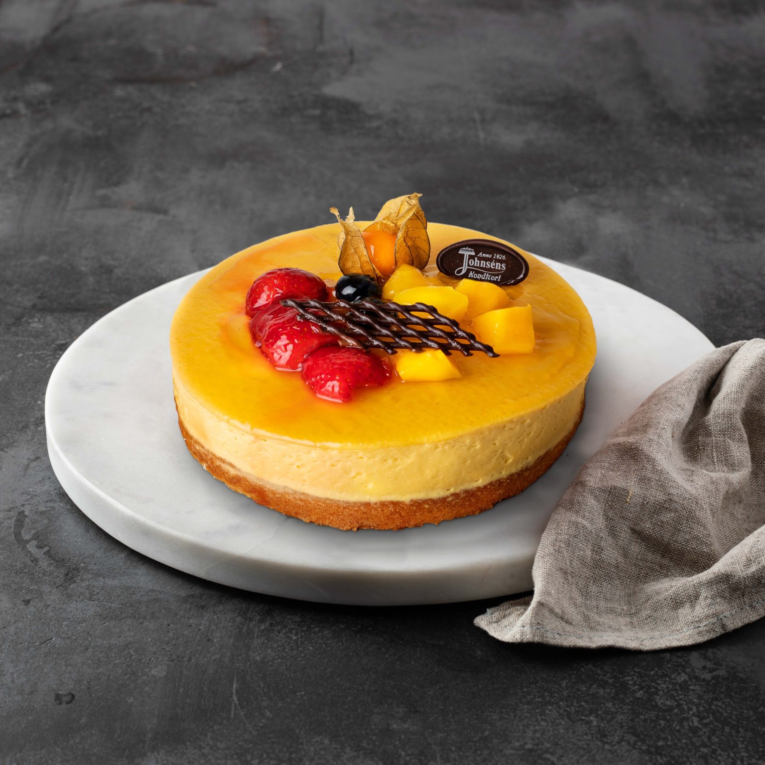 Mango-passionsmoussetårta