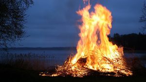 Ändrade öppettider Valborg