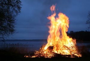 Bemannade tider Valborg