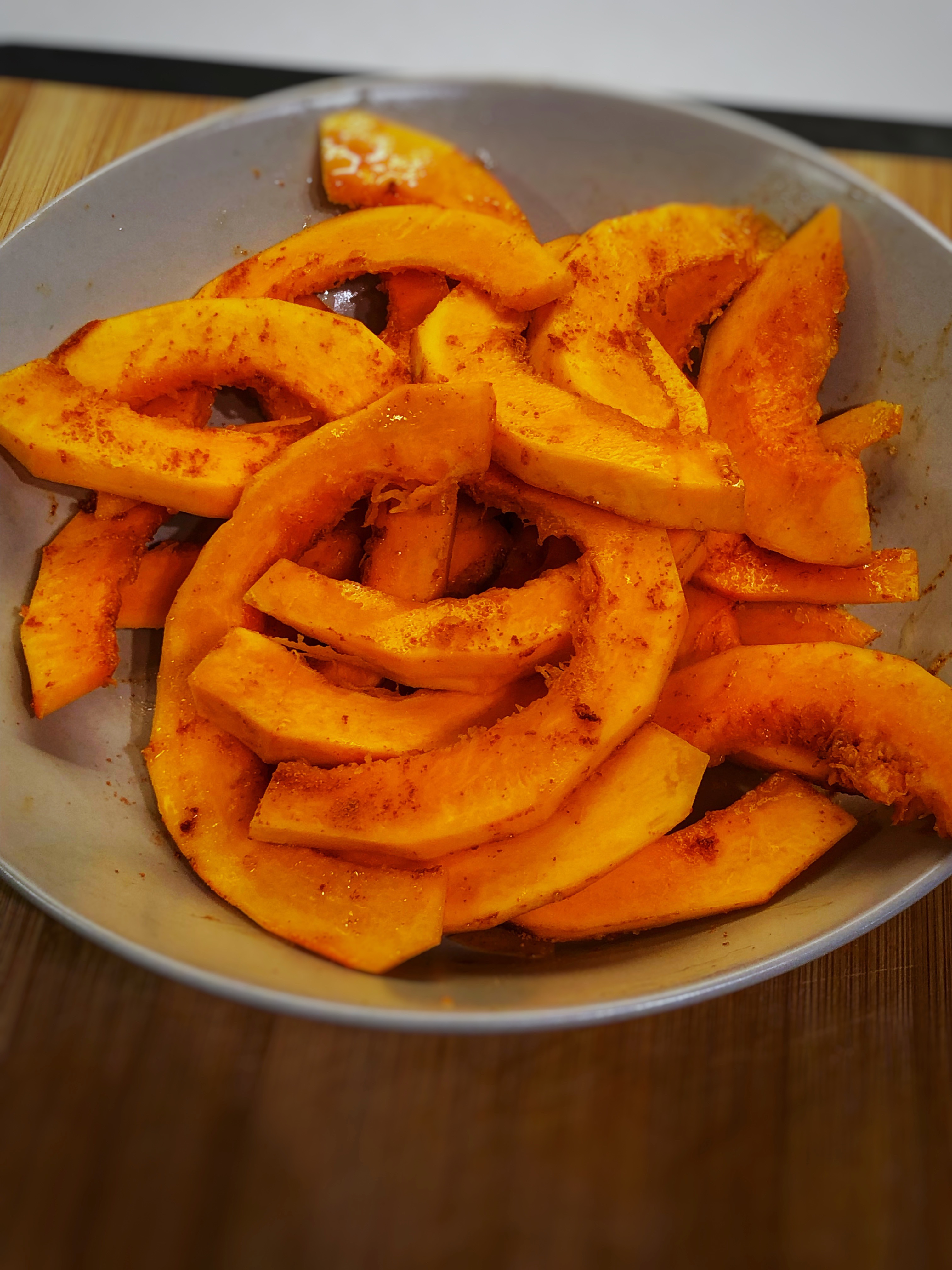 Hokkaido pumpkin uncooked fries with seasoning