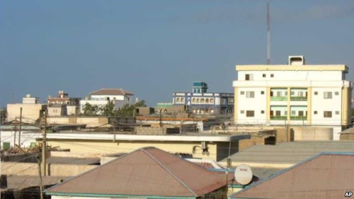 Halkan Ka Daawo-Wasaarada Arimaha Gudaha Somaliland Oo ka Hadashay Dil Ka Dhacay Magaalada Laascaanood.