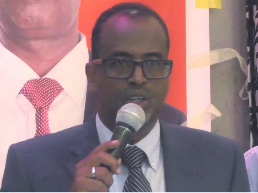 DAAWO:SIYASI CRASHIID XASAN MATAN OO EDEYMO KA DIFACAY XISBIGA KULMIYE IYO PRO AXMED ISMACIL SAMATAR