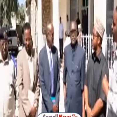 Daawo-Xubno Wasiiro Ah Gudoomiyaha Baanka Iyo Taliyada Ciidanka Booliska Somaliland Oo Fariin Hanjabaad Ah U Diray Cidii Ka Hortimaada Wareegtada Madaxweynaha.