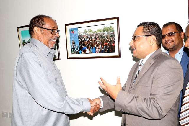 Madaxweynaha Somaliland Oo Xafiiskiisa Ku Qaabilay Wafti Ballaadhan Oo Ka Socday Hay’adda Nabadda ee Dalka Yemen