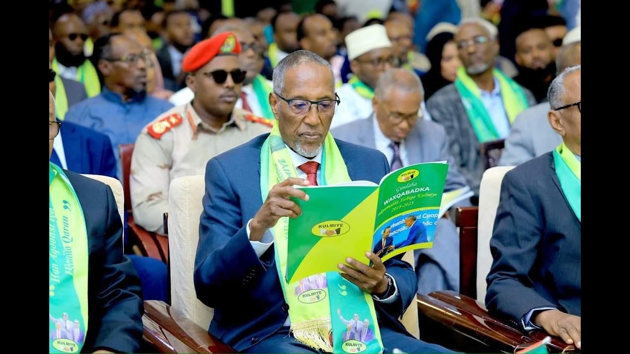 Barnaamij Siyaasadeedka Xisbiga Kulmiye 2024-2029 …. Madaxda Xisbiga Kulmiye Oo Soo Bandhigay Wacddaro Bulshada Somaliland Ay Ku Hanteen.