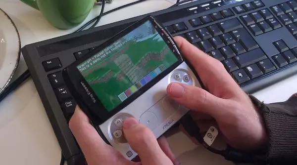 Minecraft running on a sony-ericsson xperia play, "psp phone"