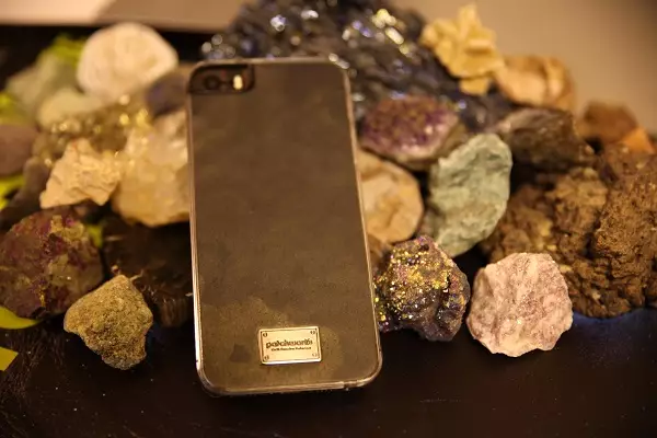 iphone case made of real stone patchworks