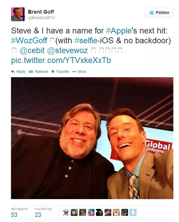 wozniak selfie tweet