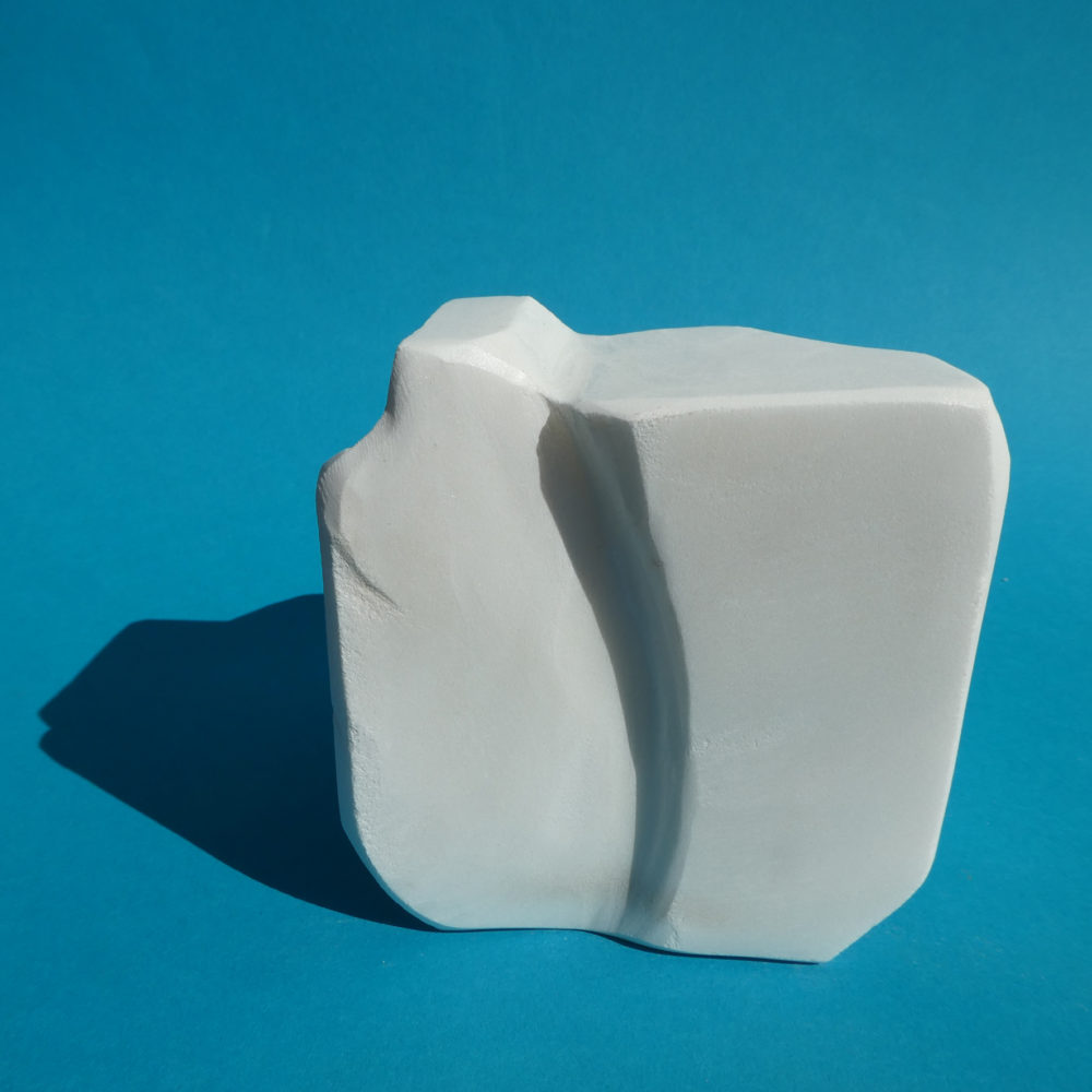 Joseph Salamon: untitled - marble - 11x10x11 - DKK 3.000