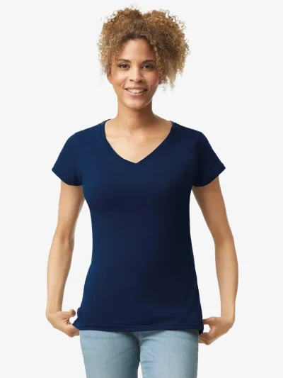 <span style="font-size: 0.65em;">T-shirt</span> <span style="color:#f85b5a;"><span style="font-weight: 200;">Gildan </span></span> Softstyle V-Neck
