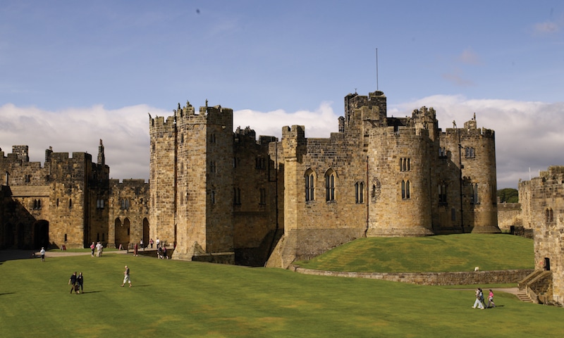 alnwick-castle-2