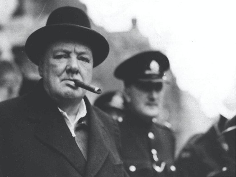 winston churchill cigarr