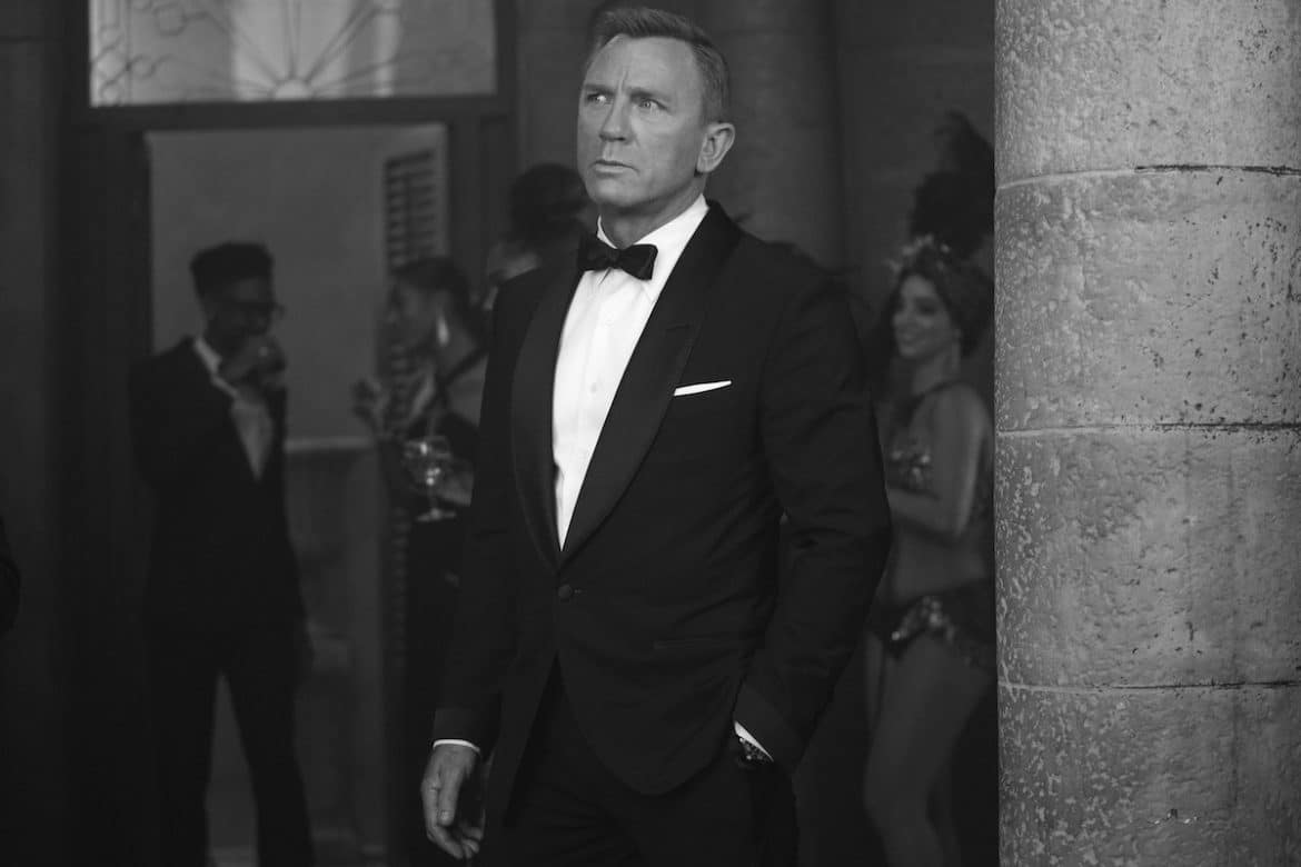 klädmärken och accessoarer James Bond