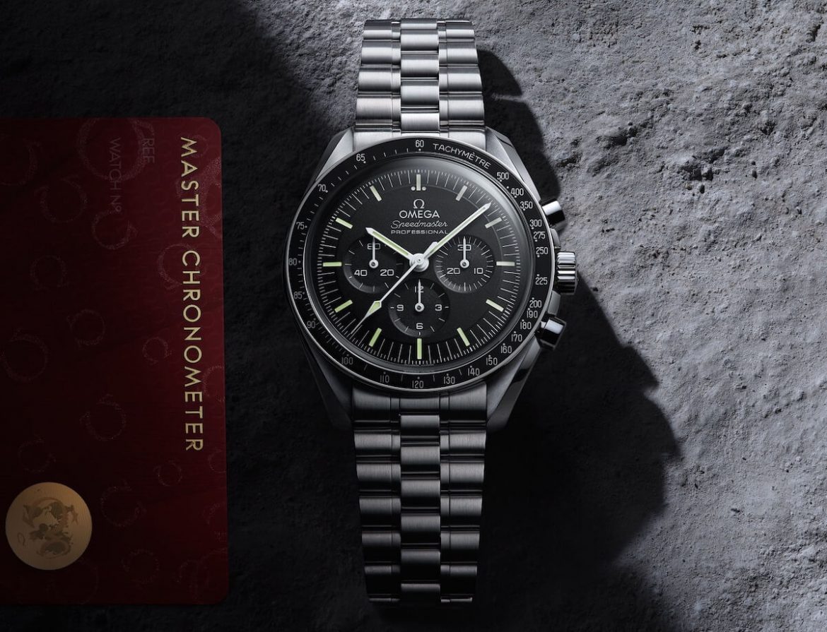 omega speedmaster moonwatch 2021