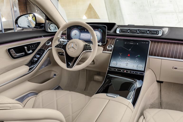 mercede Maybach s-klass tekniska interiör