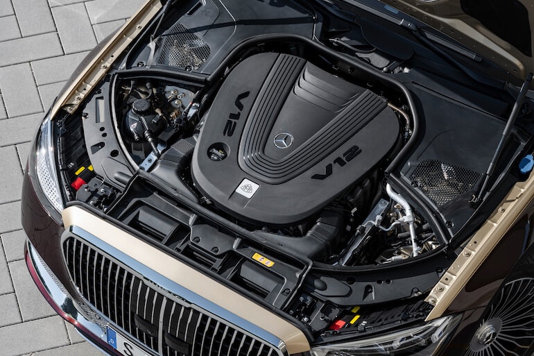 motor mercedes Maybach s-klass