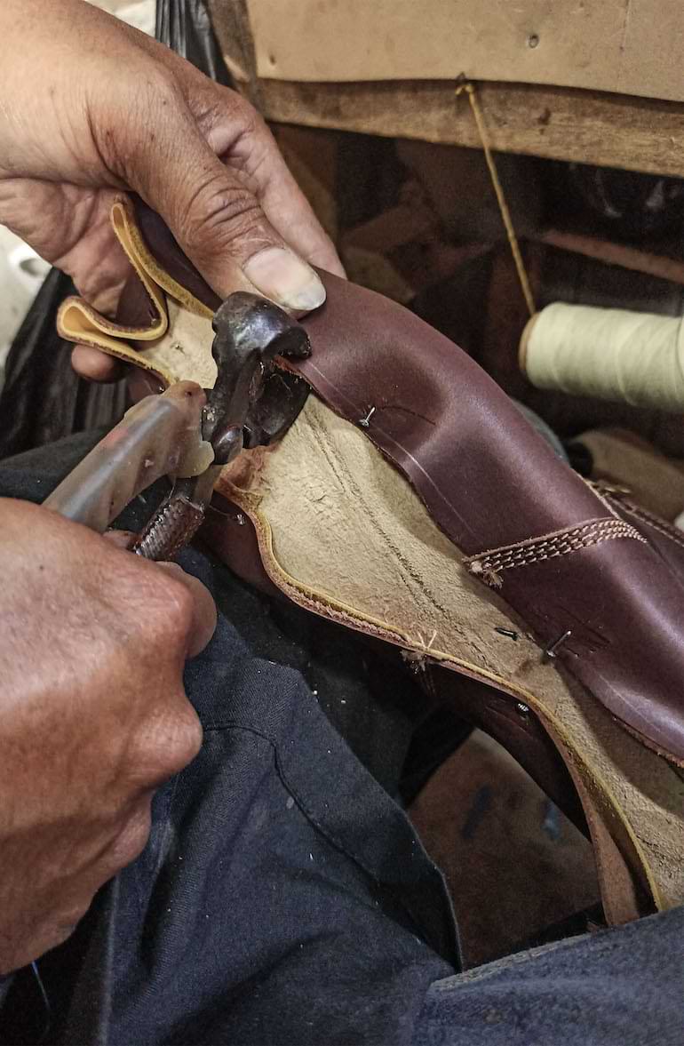 tillverkning av handgjorda skor