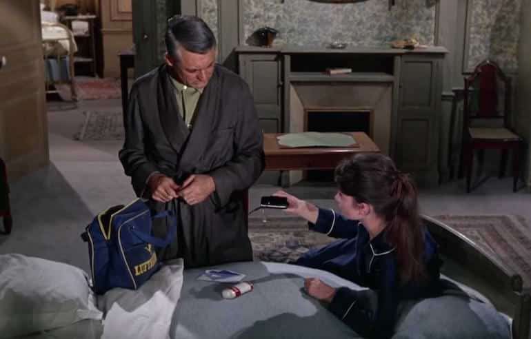 snygga pyjamas och morgonrockar i klassiska filmer