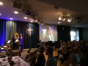 Pastor Mikael och Taina på besök i Helsinfors