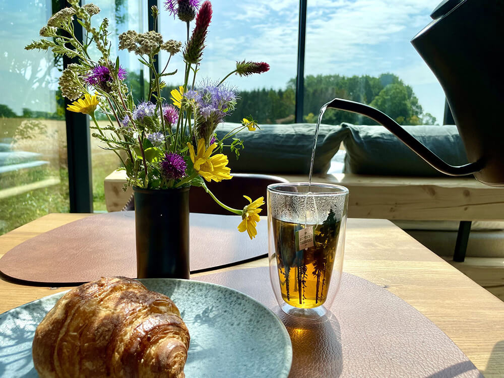 Morgenmad i Elva glasshytte