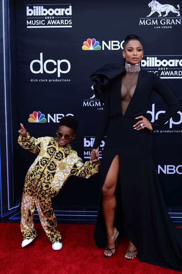 Billboard music awards best dressed