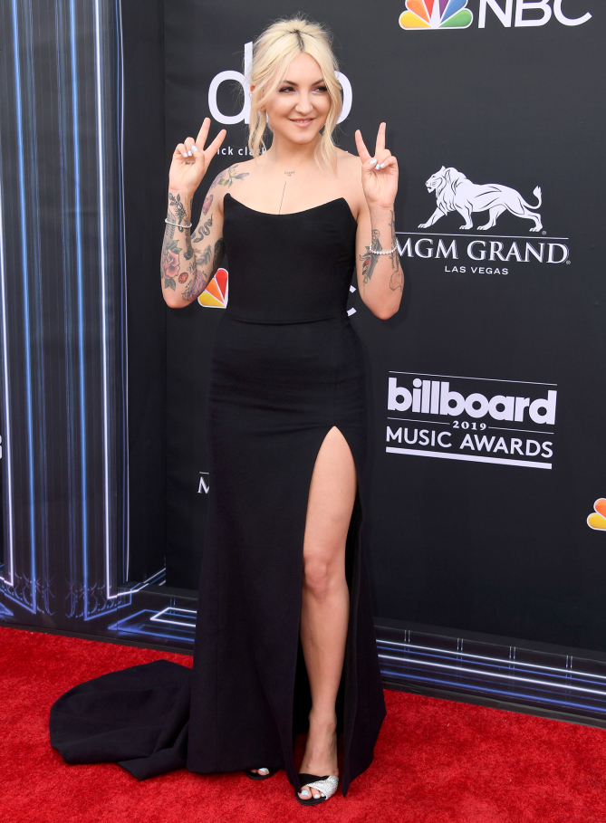 Billboard music awards best dressed
