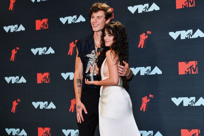 Taylor Swift, Billie Eilish & Ariana Grande Reign Supreme at MTV VMAs 2019