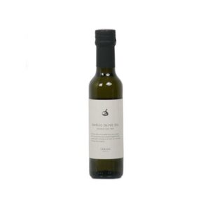 Vår olivolja vitlök är en mellanfyllig olivolja pressad tillsammans med färsk vitlök. 250 ml-
