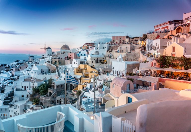 Luxe touringcar op reis door Europa