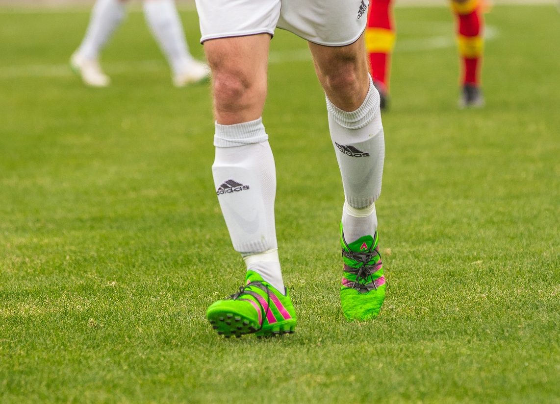 GK Shin Guards How to Choose the Best Ones Goalkeeper Guide