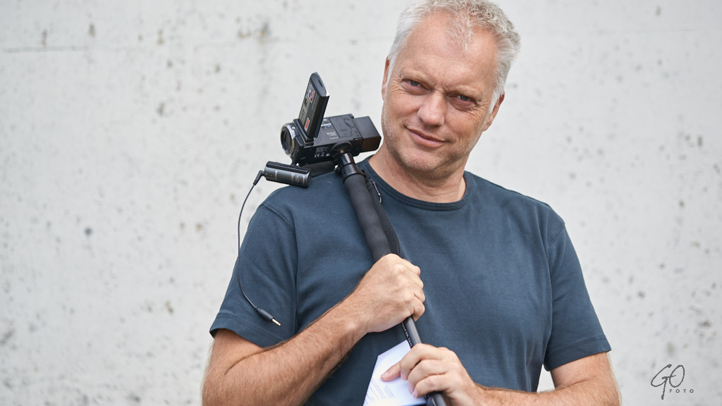 Close-up van man met videorecorder